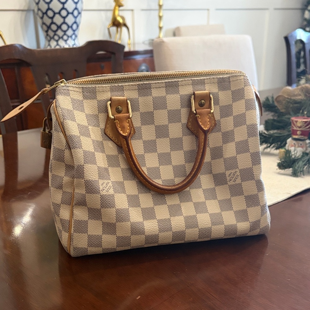 AUTHENTIC Louis Vuitton Damier Azur Speedy 25